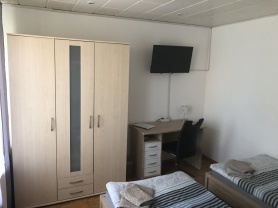 Kontakt Barenborg Müller, Reservierung Zimmervermietung Barenborg, Leistungen Zimmervermietung Barenborg